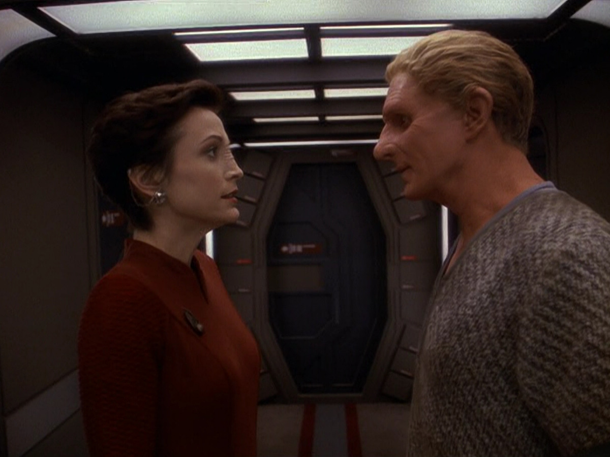 extant_StarTrek_DS9_5x22-ChildrenOfTime_03255.jpg
