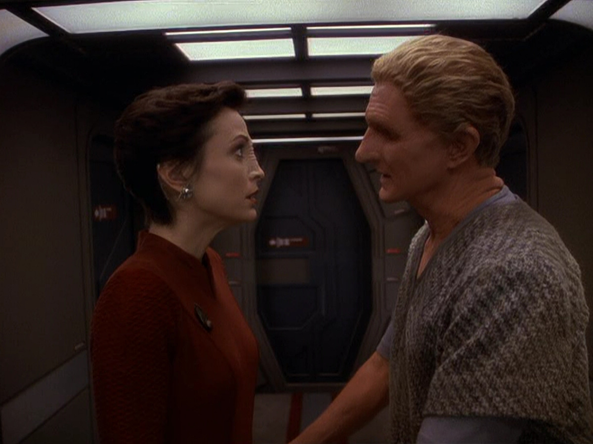 extant_StarTrek_DS9_5x22-ChildrenOfTime_03263.jpg