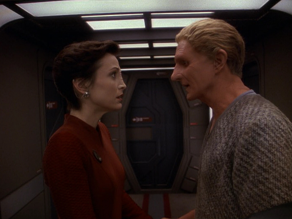 extant_StarTrek_DS9_5x22-ChildrenOfTime_03265.jpg