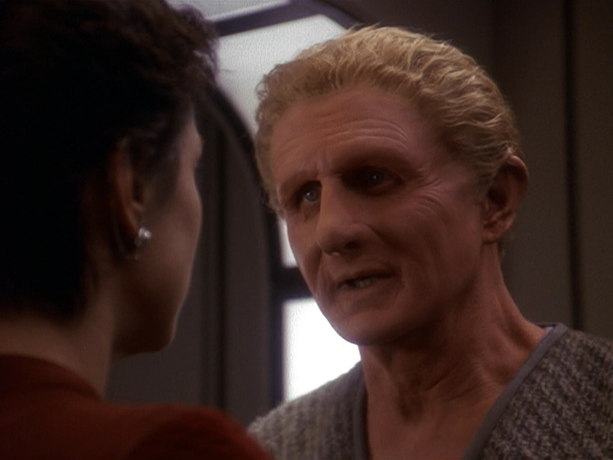 extant_StarTrek_DS9_5x22-ChildrenOfTime_03275.jpg