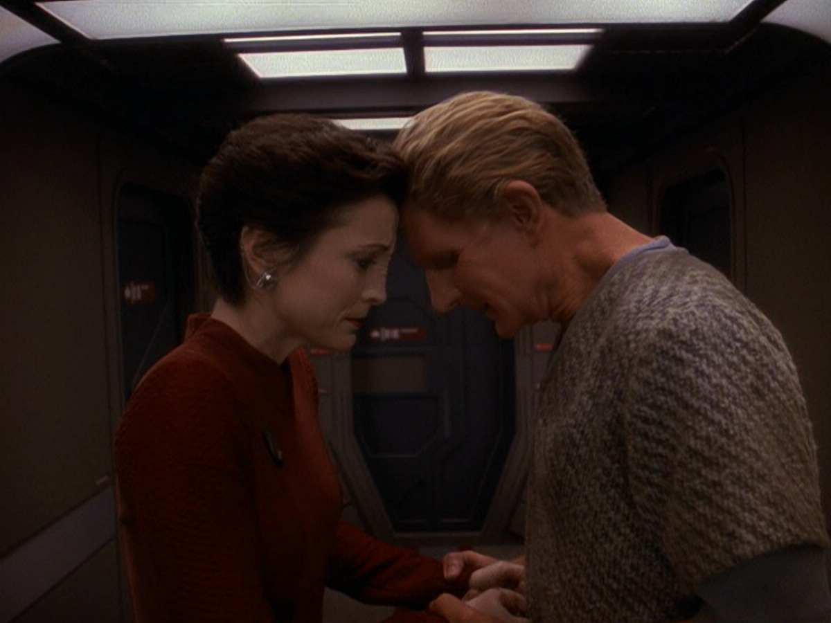 extant_StarTrek_DS9_5x22-ChildrenOfTime_03298.jpg