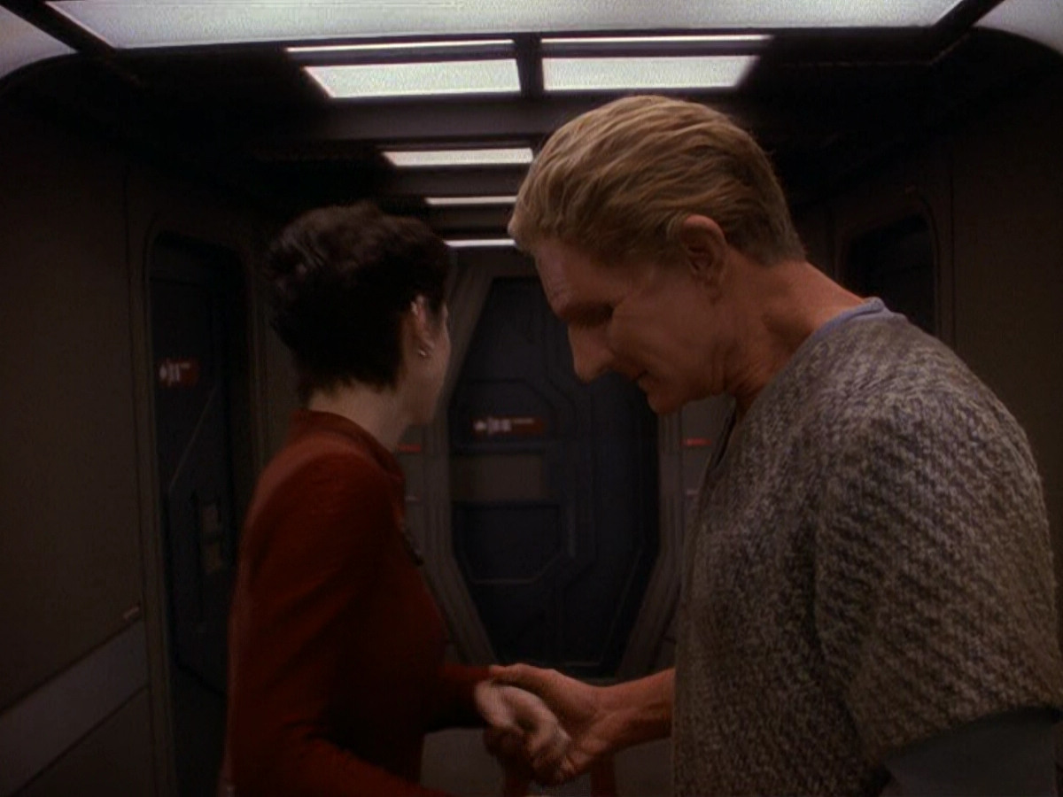extant_StarTrek_DS9_5x22-ChildrenOfTime_03300.jpg