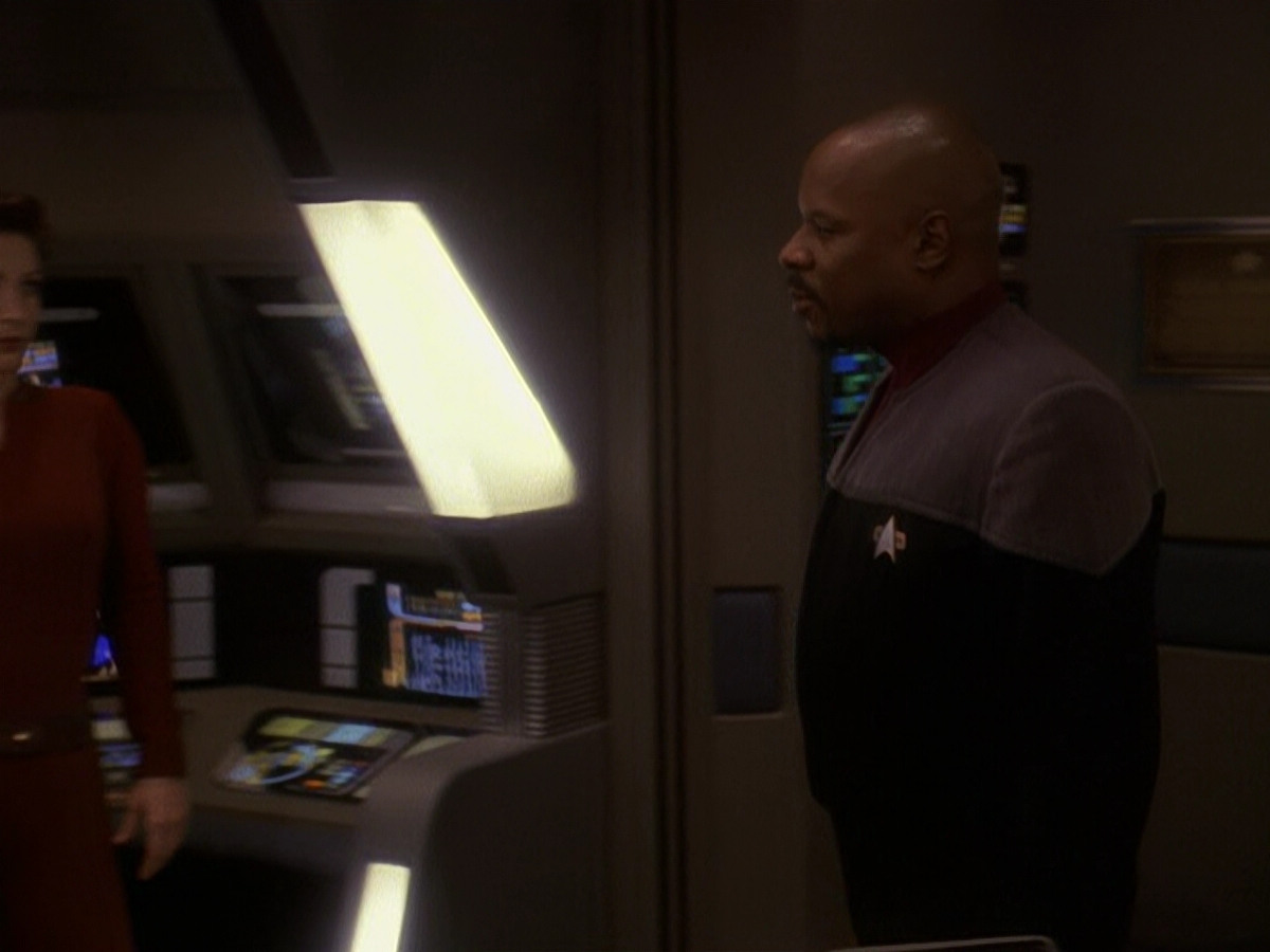 extant_StarTrek_DS9_5x22-ChildrenOfTime_03316.jpg