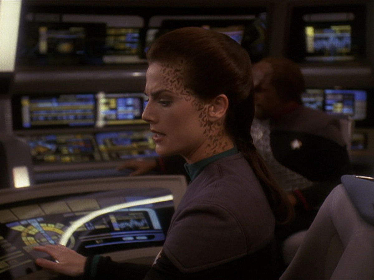 extant_StarTrek_DS9_5x22-ChildrenOfTime_03359.jpg