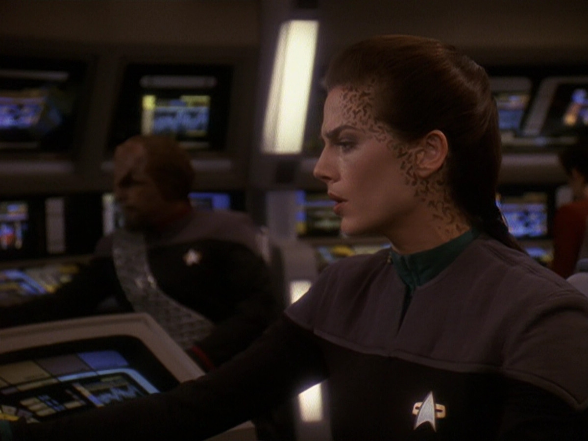 extant_StarTrek_DS9_5x22-ChildrenOfTime_03374.jpg