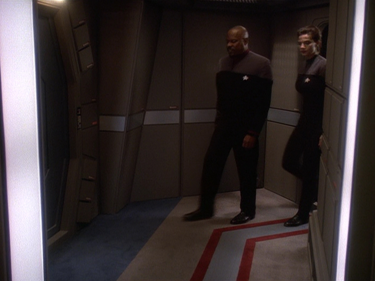 extant_StarTrek_DS9_5x22-ChildrenOfTime_03479.jpg