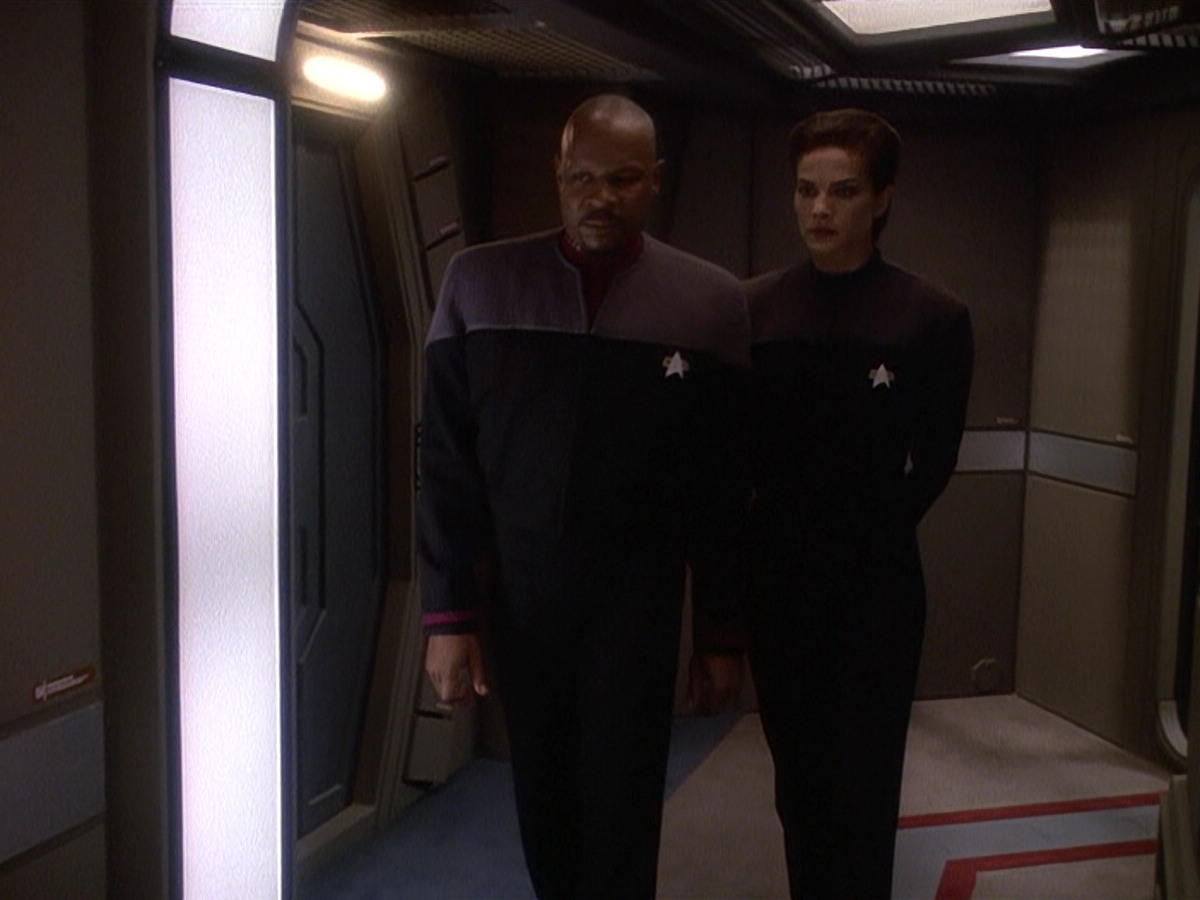 extant_StarTrek_DS9_5x22-ChildrenOfTime_03483.jpg