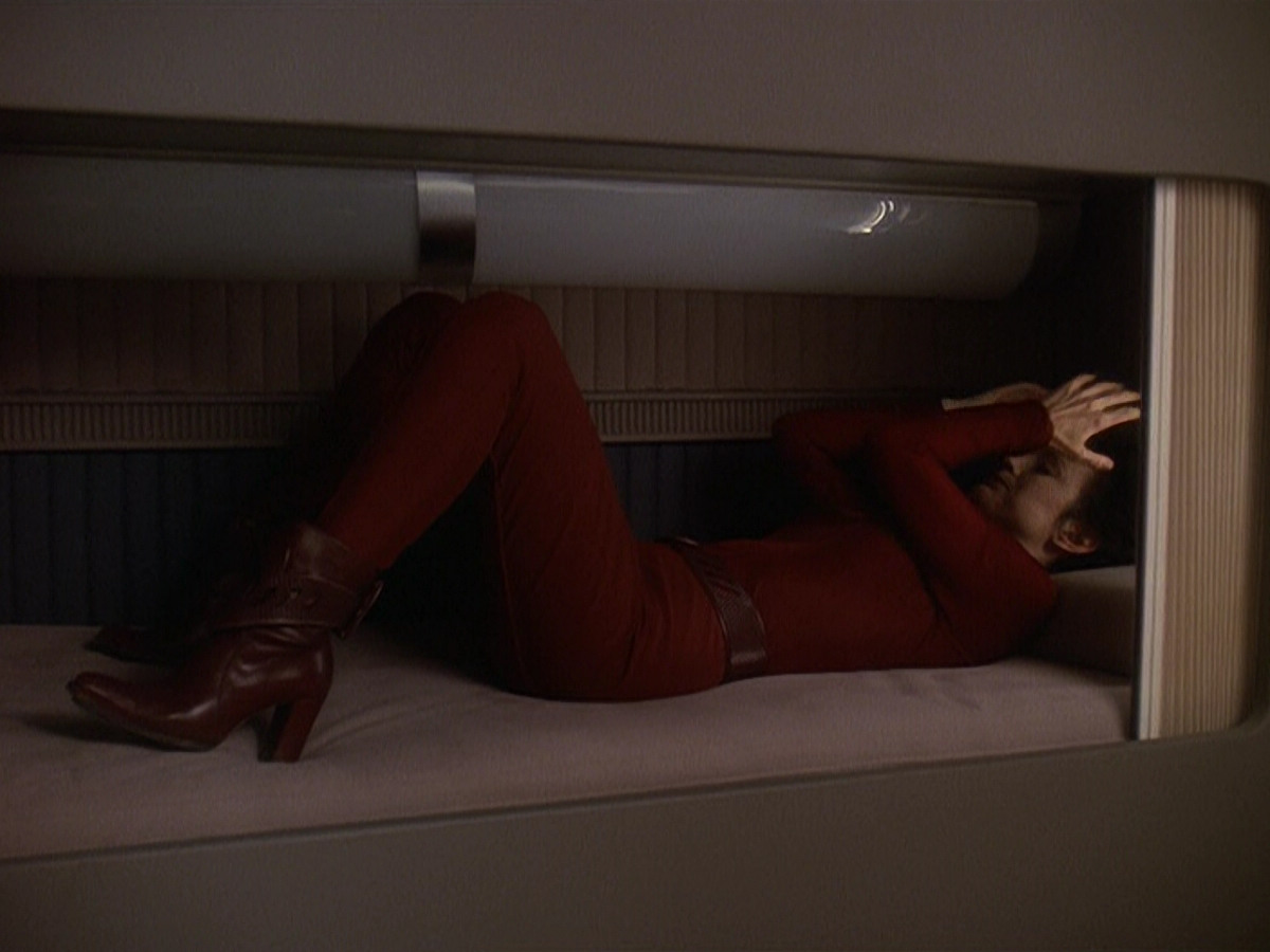 extant_StarTrek_DS9_5x22-ChildrenOfTime_03552.jpg