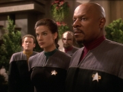 Filename=extant_StarTrek_DS9_5x22-ChildrenOfTime_00619.jpg
Filesize=191KiB
Dimensions=1200x900
Date added=Dec 20, 2019 extant_StarTrek_DS9_5x22-ChildrenOfTime_00619.jpg