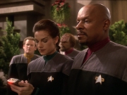 Filename=extant_StarTrek_DS9_5x22-ChildrenOfTime_00653.jpg
Filesize=199KiB
Dimensions=1200x900
Date added=Dec 20, 2019 extant_StarTrek_DS9_5x22-ChildrenOfTime_00653.jpg