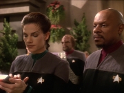Filename=extant_StarTrek_DS9_5x22-ChildrenOfTime_00655.jpg
Filesize=204KiB
Dimensions=1200x900
Date added=Dec 20, 2019 extant_StarTrek_DS9_5x22-ChildrenOfTime_00655.jpg