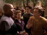 Filename=extant_StarTrek_DS9_5x22-ChildrenOfTime_00724.jpg
Filesize=242KiB
Dimensions=1200x900
Date added=Dec 20, 2019 extant_StarTrek_DS9_5x22-ChildrenOfTime_00724.jpg