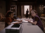 extant_StarTrek_DS9_5x22-ChildrenOfTime_00778.jpg