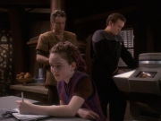 Filename=extant_StarTrek_DS9_5x22-ChildrenOfTime_00832.jpg
Filesize=166KiB
Dimensions=1200x900
Date added=Dec 20, 2019 extant_StarTrek_DS9_5x22-ChildrenOfTime_00832.jpg