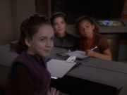 Filename=extant_StarTrek_DS9_5x22-ChildrenOfTime_00857.jpg
Filesize=140KiB
Dimensions=1200x900
Date added=Dec 20, 2019 extant_StarTrek_DS9_5x22-ChildrenOfTime_00857.jpg