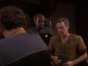 extant_StarTrek_DS9_5x22-ChildrenOfTime_00870.jpg
