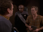extant_StarTrek_DS9_5x22-ChildrenOfTime_00878.jpg