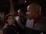Filename=extant_StarTrek_DS9_5x22-ChildrenOfTime_01061.jpg
Filesize=157KiB
Dimensions=1200x900
Date added=Dec 20, 2019 extant_StarTrek_DS9_5x22-ChildrenOfTime_01061.jpg