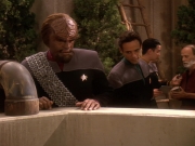 extant_StarTrek_DS9_5x22-ChildrenOfTime_01494.jpg