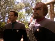 extant_StarTrek_DS9_5x22-ChildrenOfTime_01536.jpg