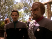 Filename=extant_StarTrek_DS9_5x22-ChildrenOfTime_01603.jpg
Filesize=266KiB
Dimensions=1200x900
Date added=Dec 20, 2019 extant_StarTrek_DS9_5x22-ChildrenOfTime_01603.jpg