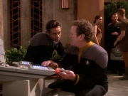 Filename=extant_StarTrek_DS9_5x22-ChildrenOfTime_01723.jpg
Filesize=212KiB
Dimensions=1200x900
Date added=Dec 20, 2019 extant_StarTrek_DS9_5x22-ChildrenOfTime_01723.jpg