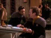 Filename=extant_StarTrek_DS9_5x22-ChildrenOfTime_01727.jpg
Filesize=209KiB
Dimensions=1200x900
Date added=Dec 20, 2019 extant_StarTrek_DS9_5x22-ChildrenOfTime_01727.jpg