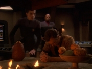 Filename=extant_StarTrek_DS9_5x22-ChildrenOfTime_02083.jpg
Filesize=166KiB
Dimensions=1200x900
Date added=Dec 20, 2019 extant_StarTrek_DS9_5x22-ChildrenOfTime_02083.jpg