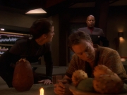 Filename=extant_StarTrek_DS9_5x22-ChildrenOfTime_02098.jpg
Filesize=166KiB
Dimensions=1200x900
Date added=Dec 20, 2019 extant_StarTrek_DS9_5x22-ChildrenOfTime_02098.jpg