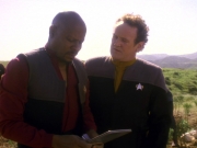 Filename=extant_StarTrek_DS9_5x22-ChildrenOfTime_02979.jpg
Filesize=144KiB
Dimensions=1200x900
Date added=Dec 20, 2019 extant_StarTrek_DS9_5x22-ChildrenOfTime_02979.jpg