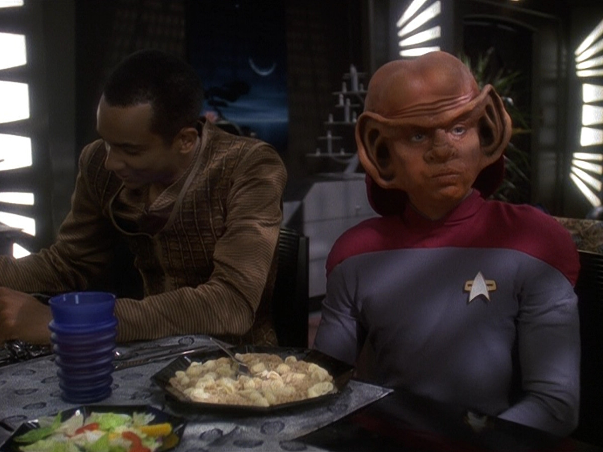 extant_StarTrek_DS9_5x23-BlazeOfGlory_00161.jpg