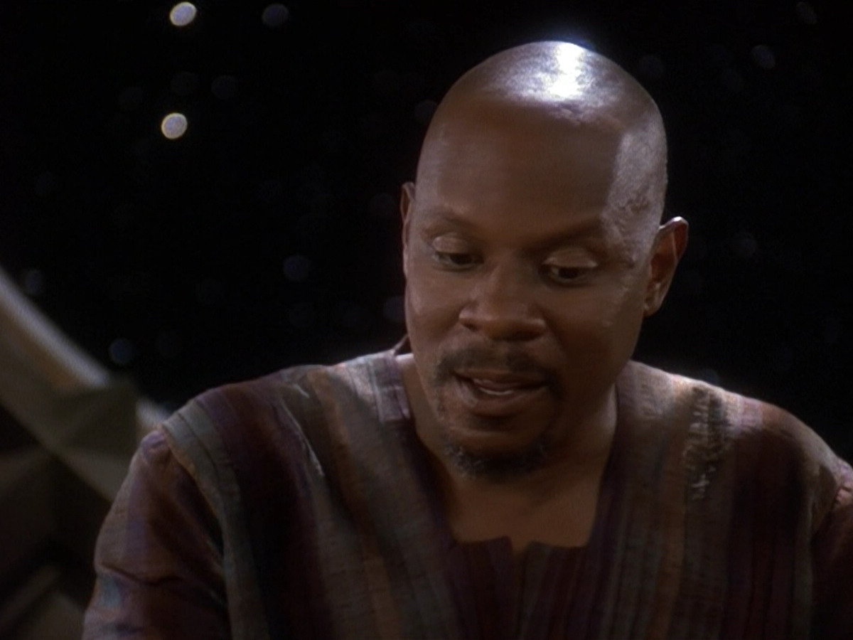 extant_StarTrek_DS9_5x23-BlazeOfGlory_00181.jpg