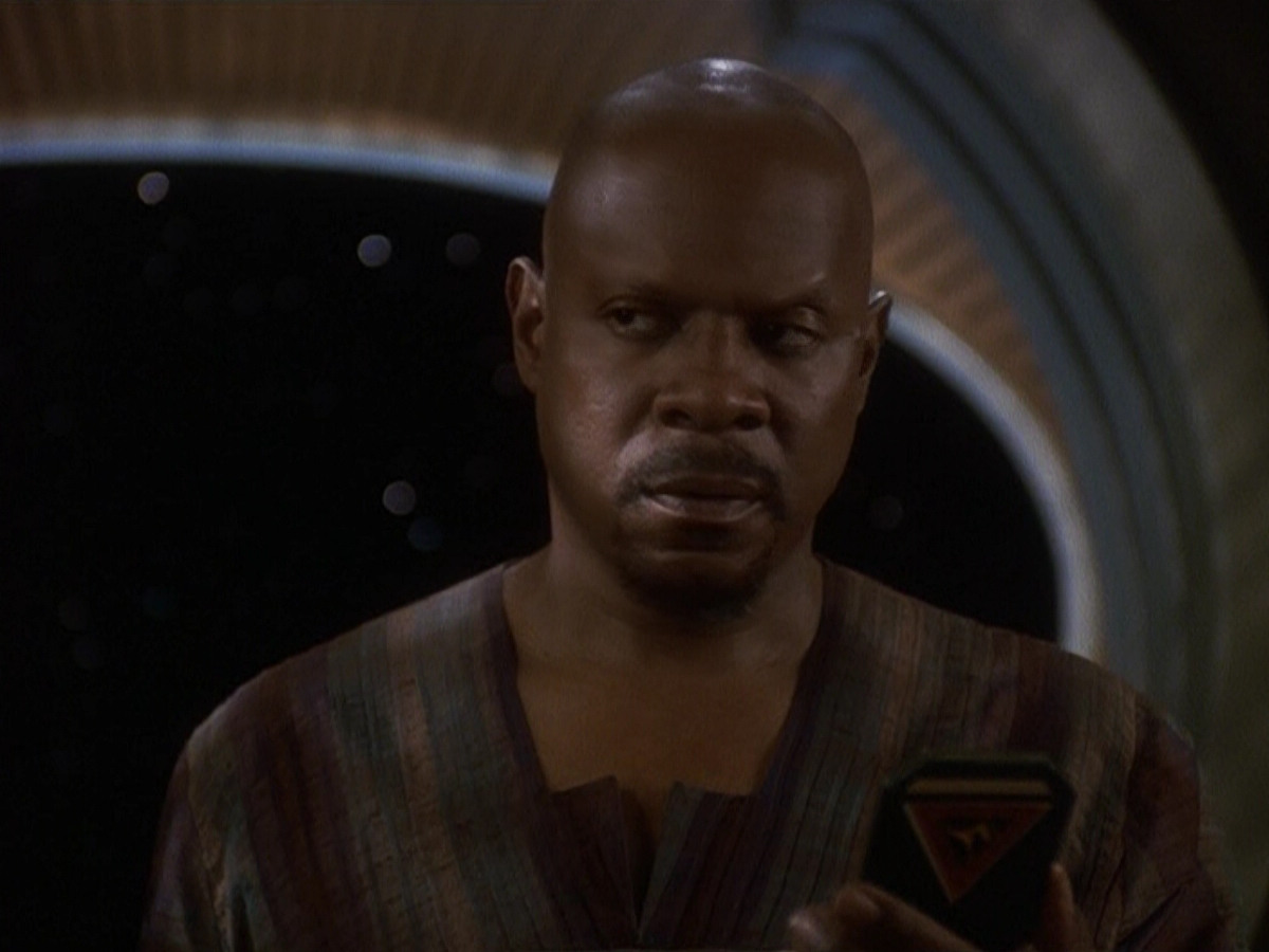 extant_StarTrek_DS9_5x23-BlazeOfGlory_00253.jpg