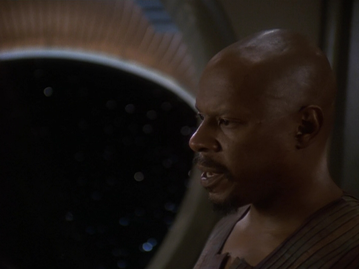 extant_StarTrek_DS9_5x23-BlazeOfGlory_00325.jpg