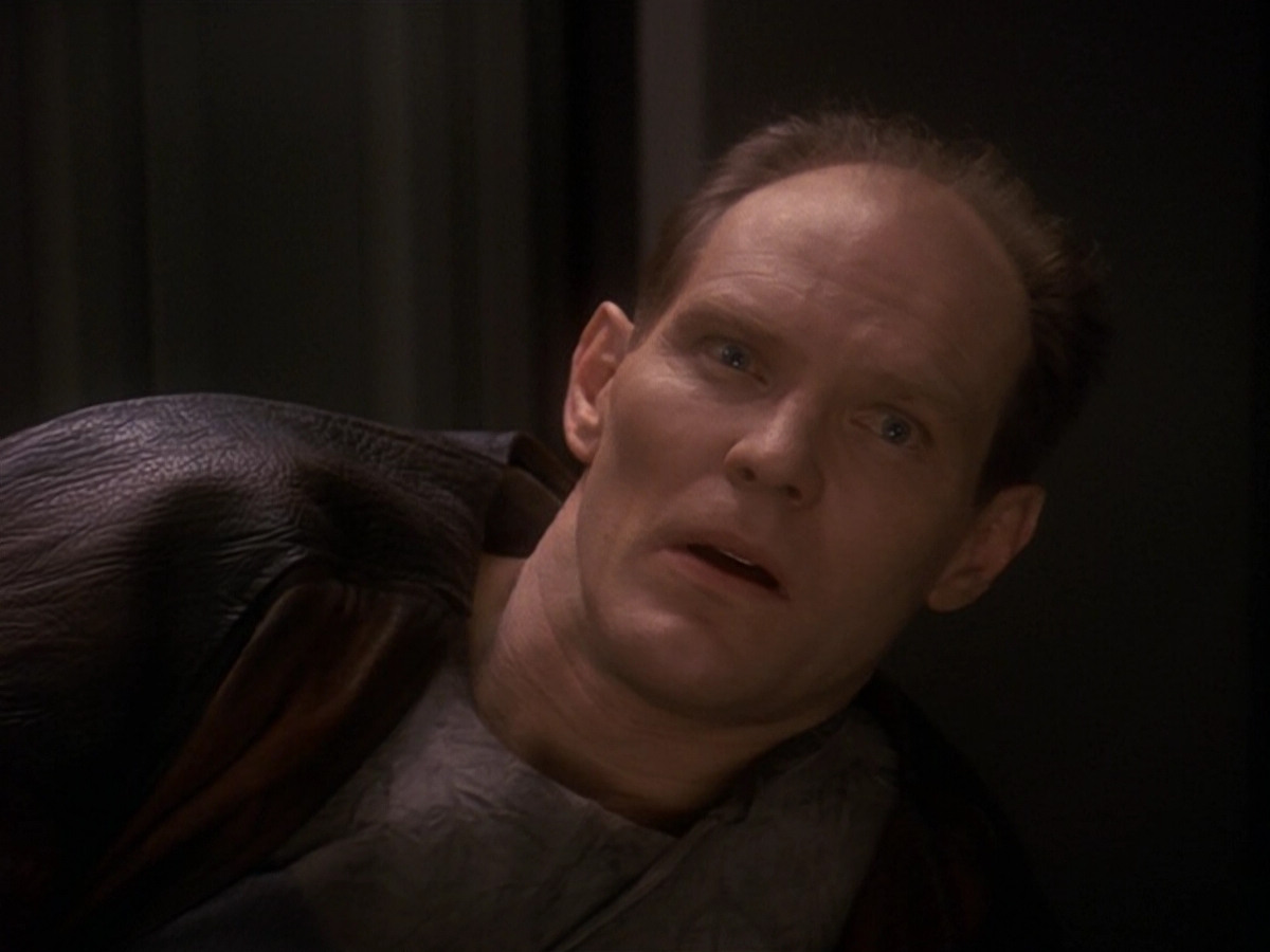 extant_StarTrek_DS9_5x23-BlazeOfGlory_00990.jpg