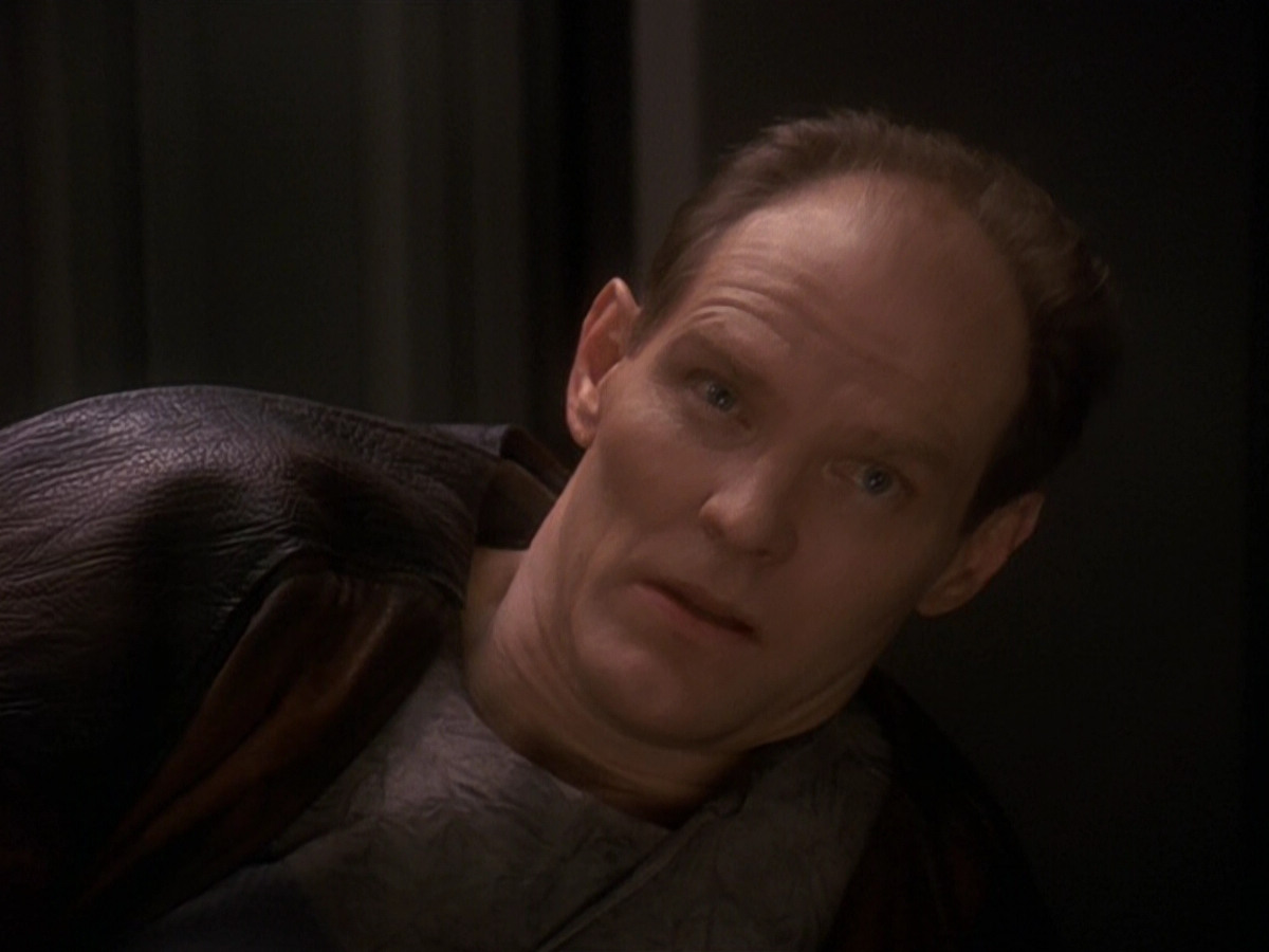 extant_StarTrek_DS9_5x23-BlazeOfGlory_00991.jpg