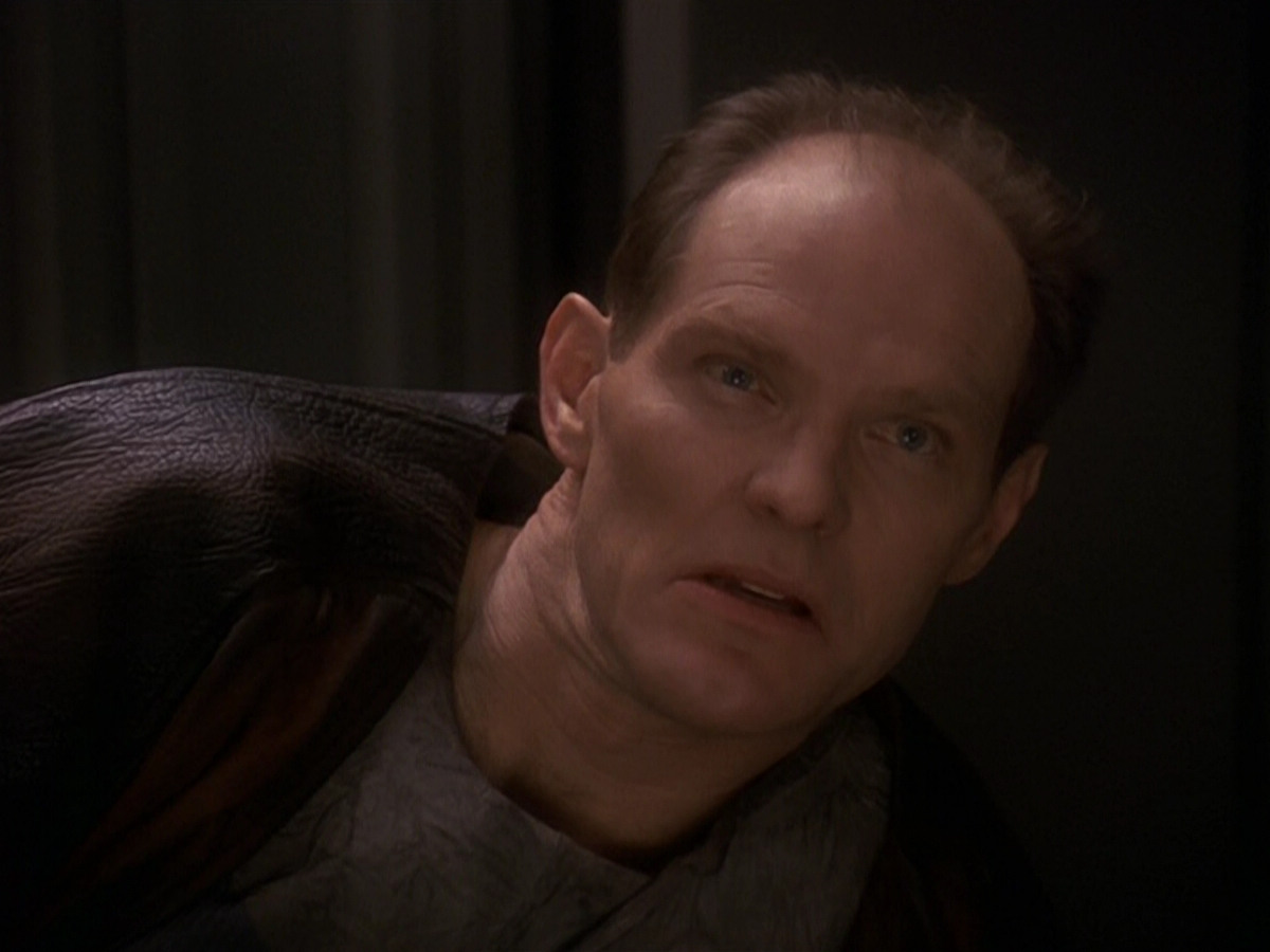 extant_StarTrek_DS9_5x23-BlazeOfGlory_01004.jpg