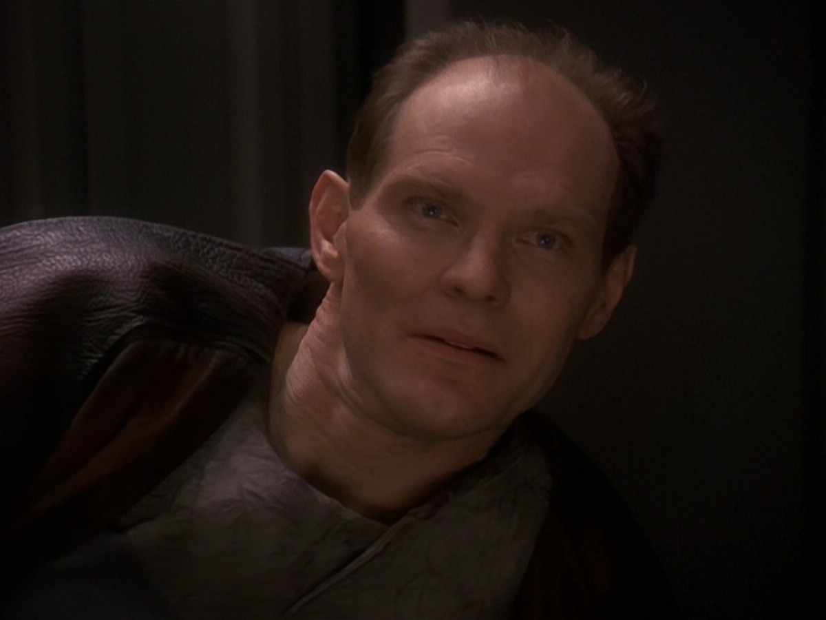 extant_StarTrek_DS9_5x23-BlazeOfGlory_01006.jpg