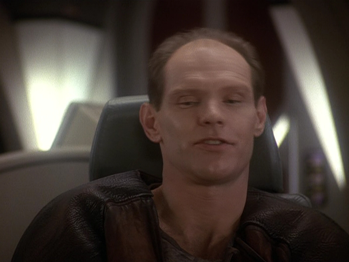 extant_StarTrek_DS9_5x23-BlazeOfGlory_01364.jpg