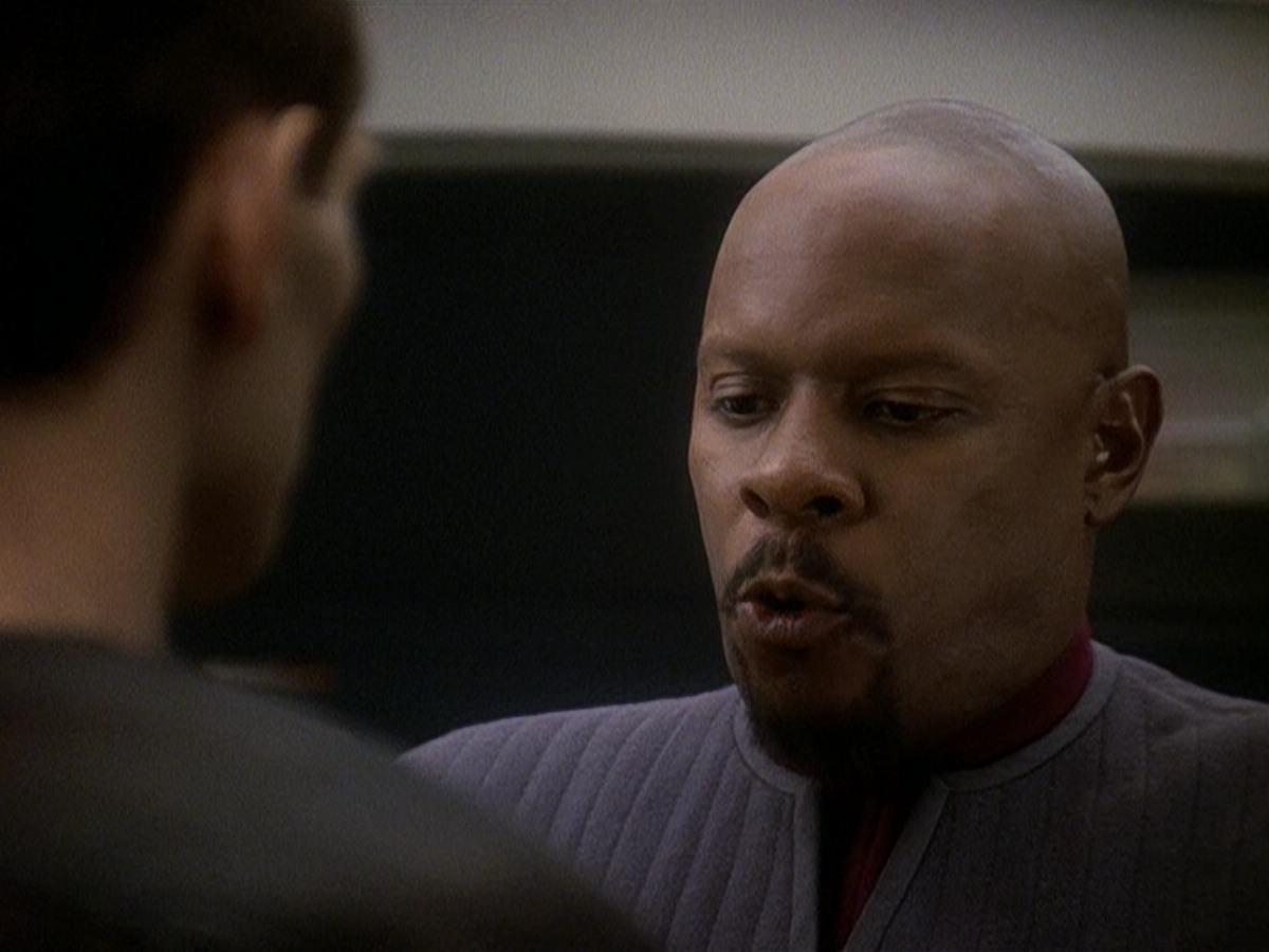 extant_StarTrek_DS9_5x23-BlazeOfGlory_01593.jpg