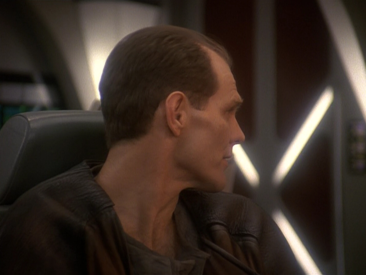 extant_StarTrek_DS9_5x23-BlazeOfGlory_01901.jpg