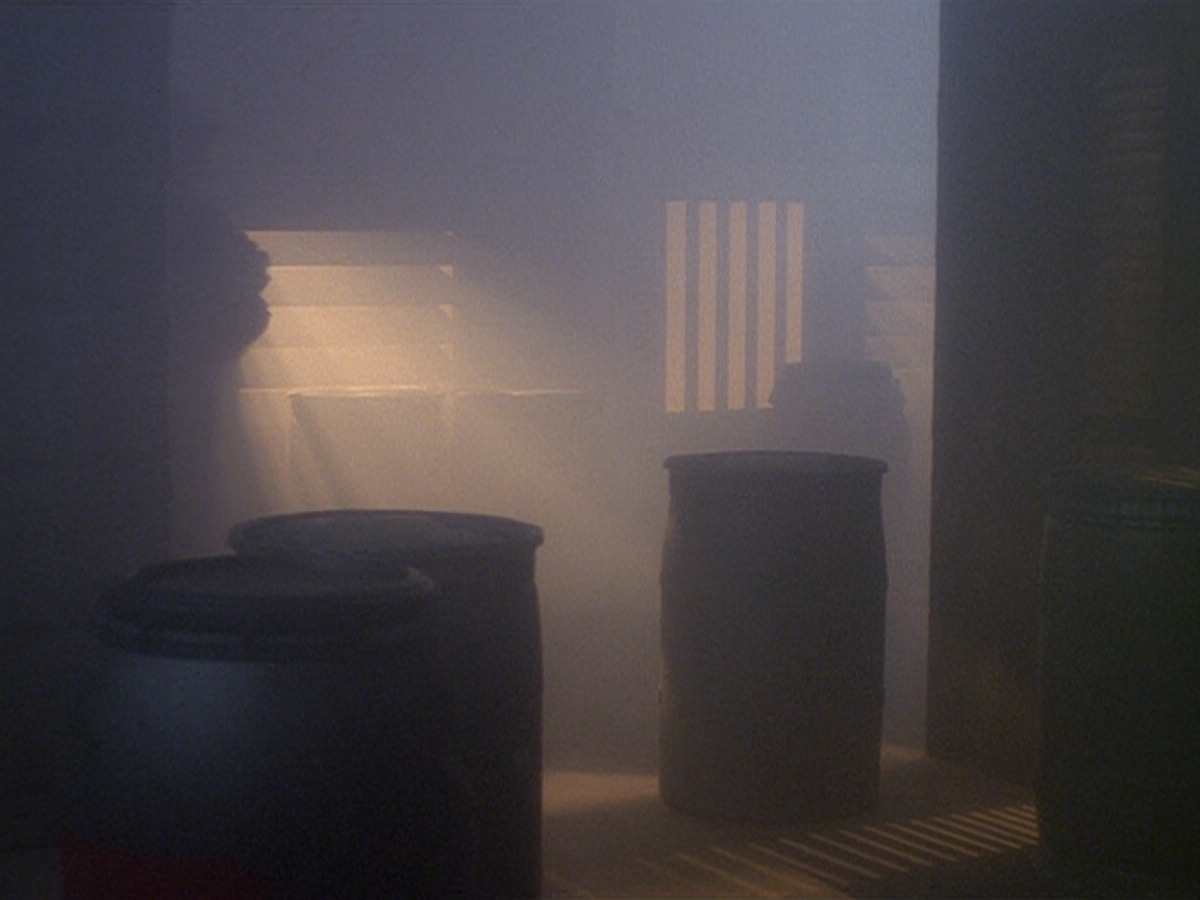 extant_StarTrek_DS9_5x23-BlazeOfGlory_02709.jpg