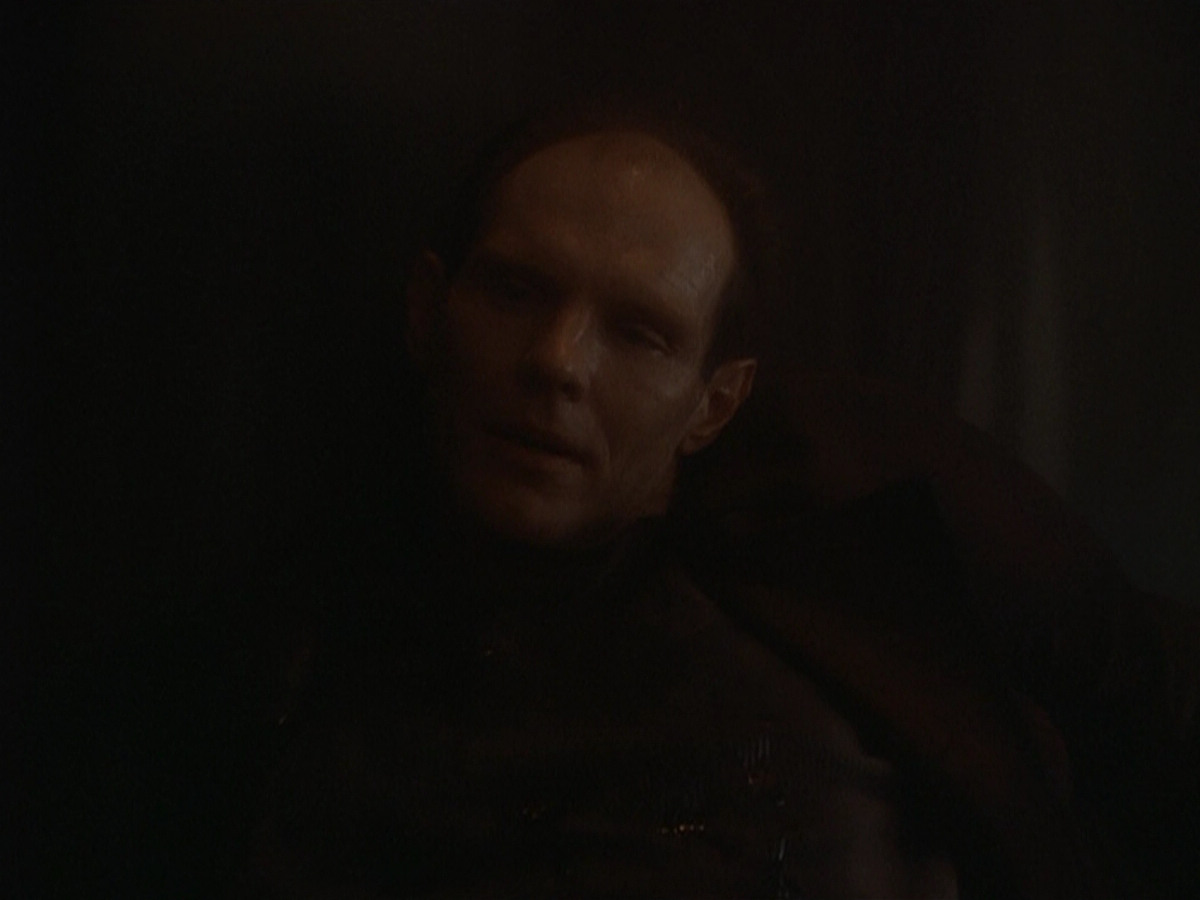 extant_StarTrek_DS9_5x23-BlazeOfGlory_03546.jpg