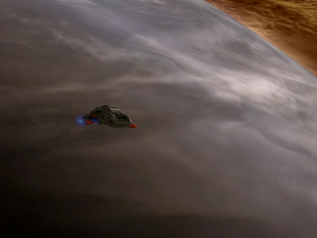 extant_StarTrek_DS9_5x23-BlazeOfGlory_03558.jpg