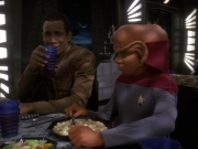 extant_StarTrek_DS9_5x23-BlazeOfGlory_00054.jpg