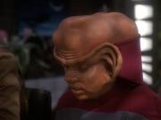 extant_StarTrek_DS9_5x23-BlazeOfGlory_00147.jpg