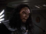 extant_StarTrek_DS9_5x23-BlazeOfGlory_00287.jpg
