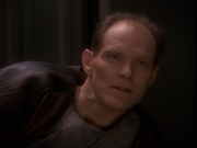 extant_StarTrek_DS9_5x23-BlazeOfGlory_00982.jpg