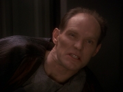 extant_StarTrek_DS9_5x23-BlazeOfGlory_01003.jpg