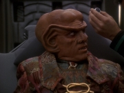 extant_StarTrek_DS9_5x23-BlazeOfGlory_01085.jpg